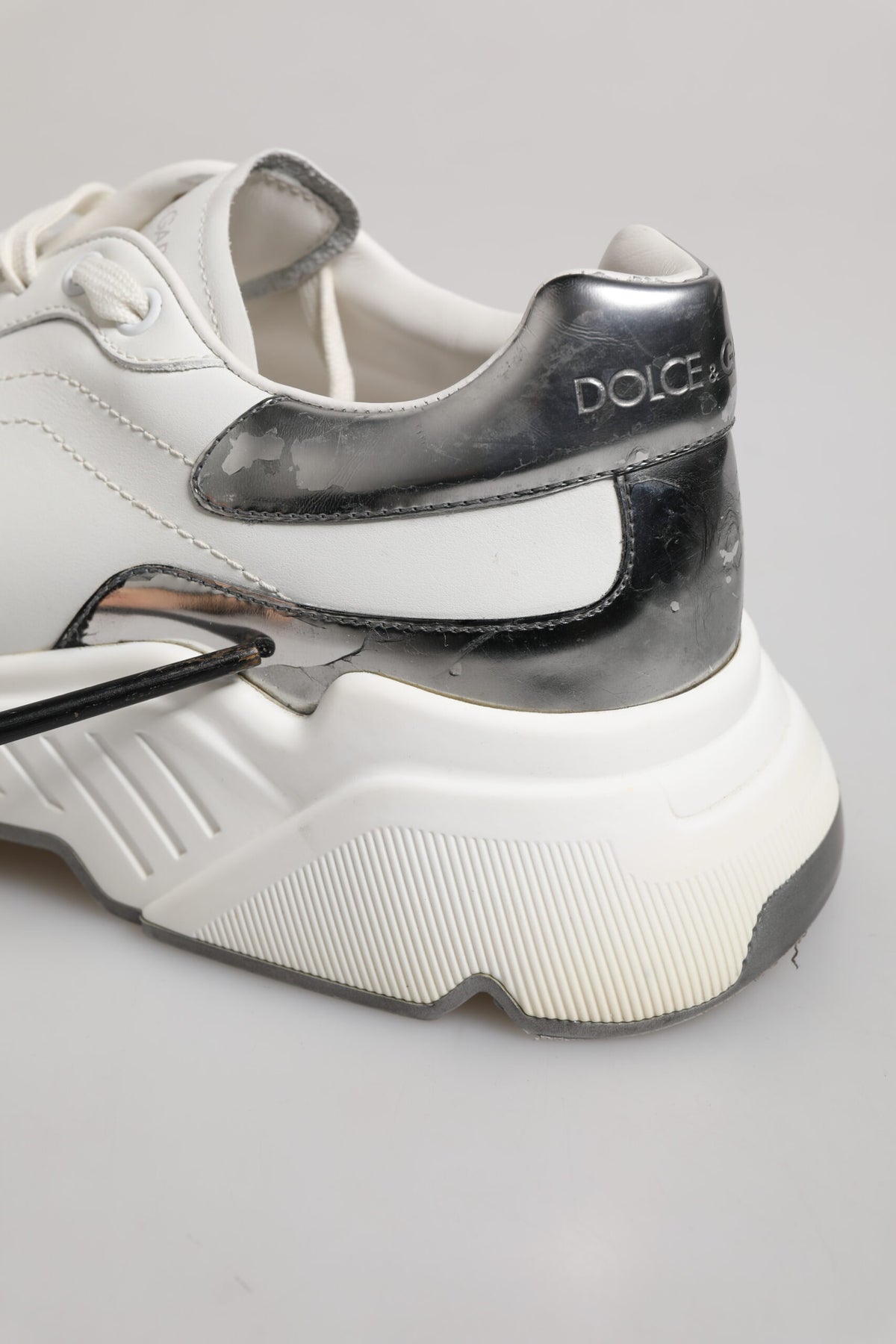 White Daymaster Leather Low Top Sneakers Shoes