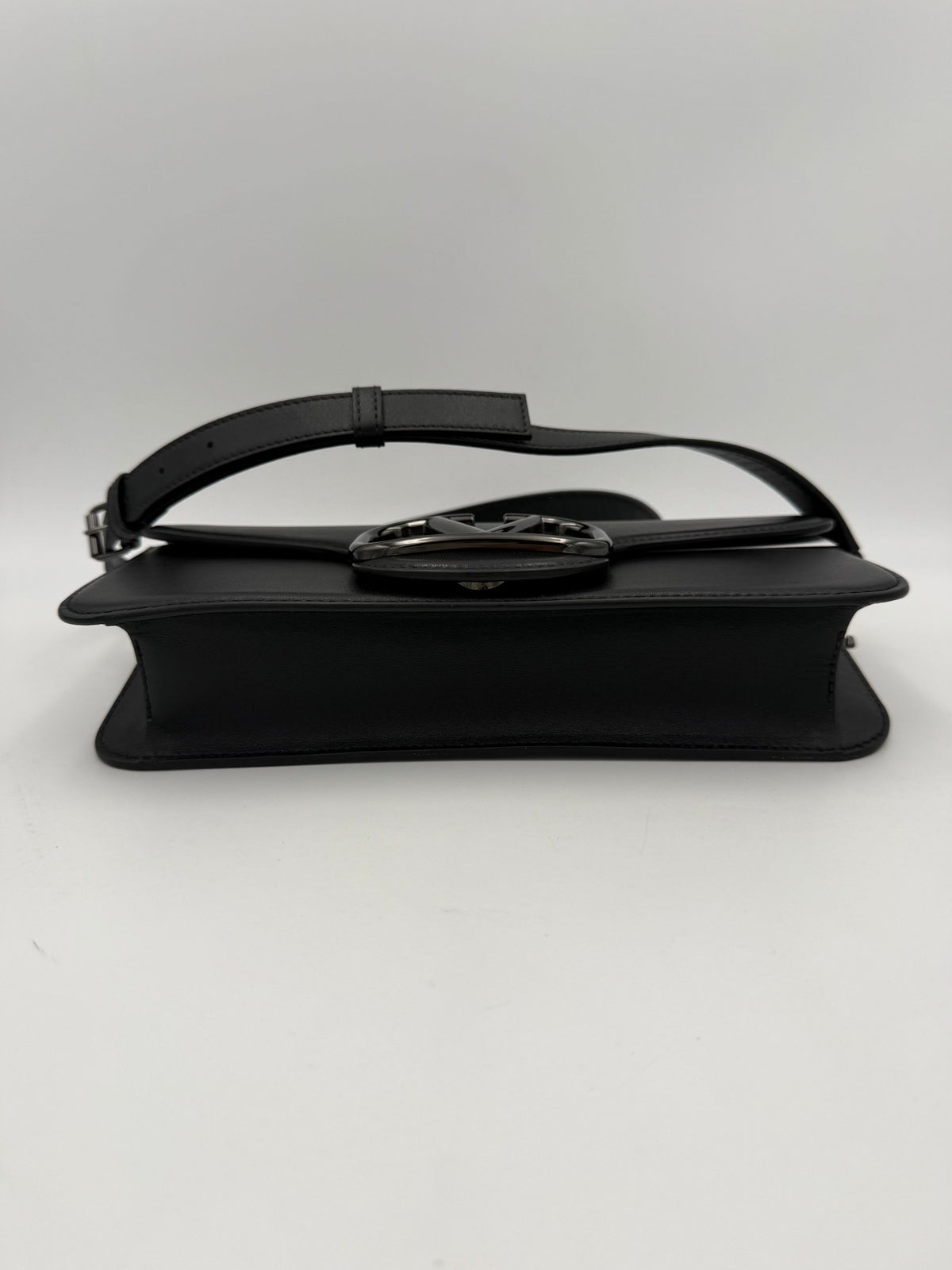 VALENTINO GARAVANI VLOGO Black Handbag