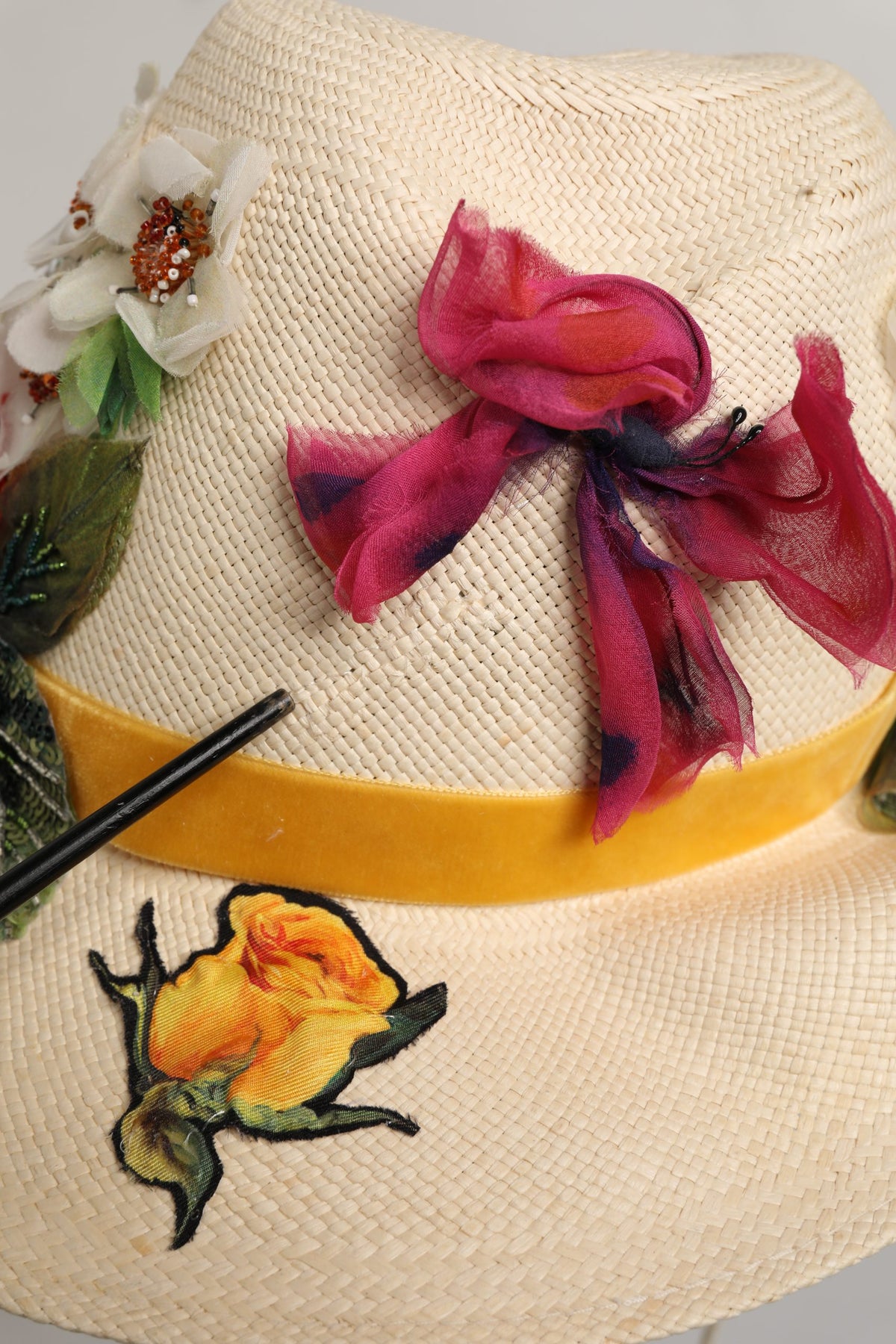 Women Beige Floral Apllique Straw Bucket Hat