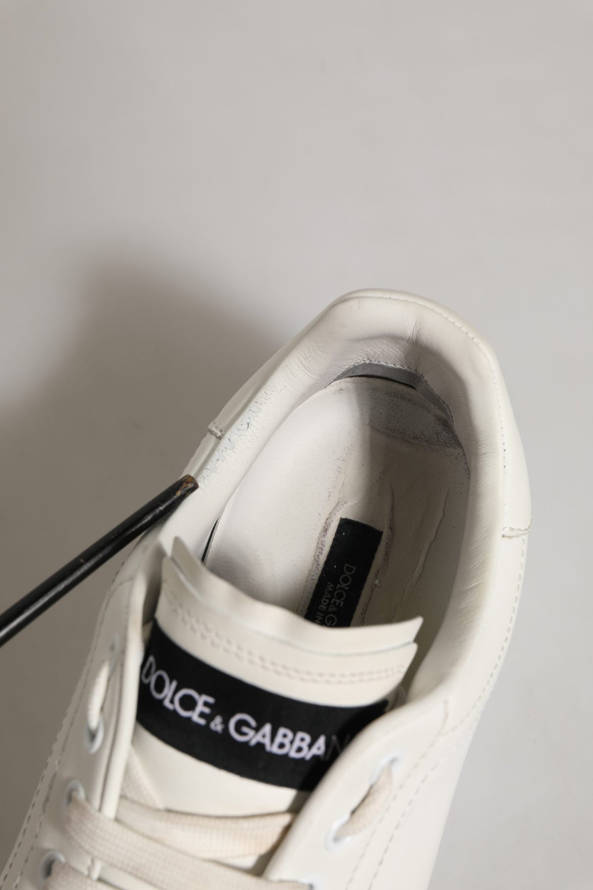 White Leather Logo Plaque Low Top Sneakers Shoes