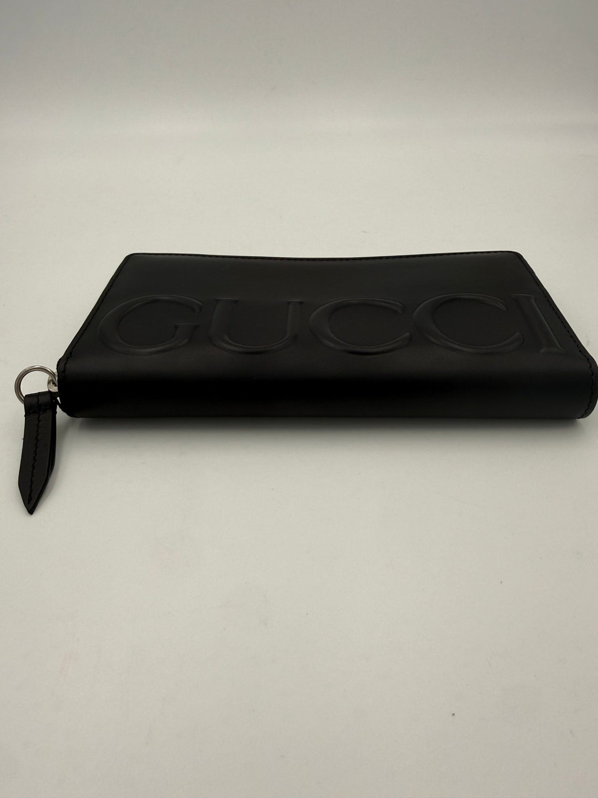 GUCCI Zip Black Front Logo Embossed Wallet