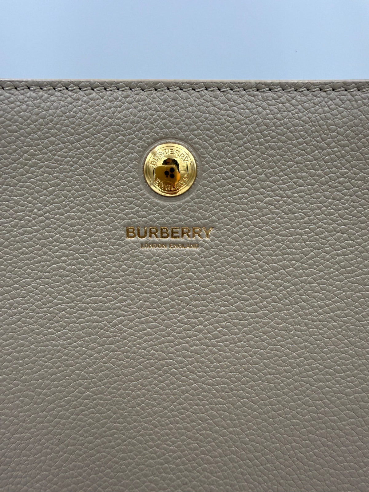 BURBERRY TITLE BAG Tote