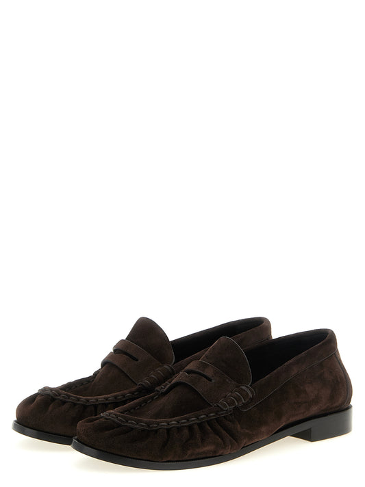 Ruskeat vasikannahkaiset slip-on-loaferit