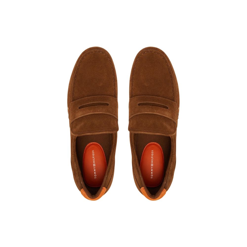 Ruskeat mokkanahkaiset loaferit